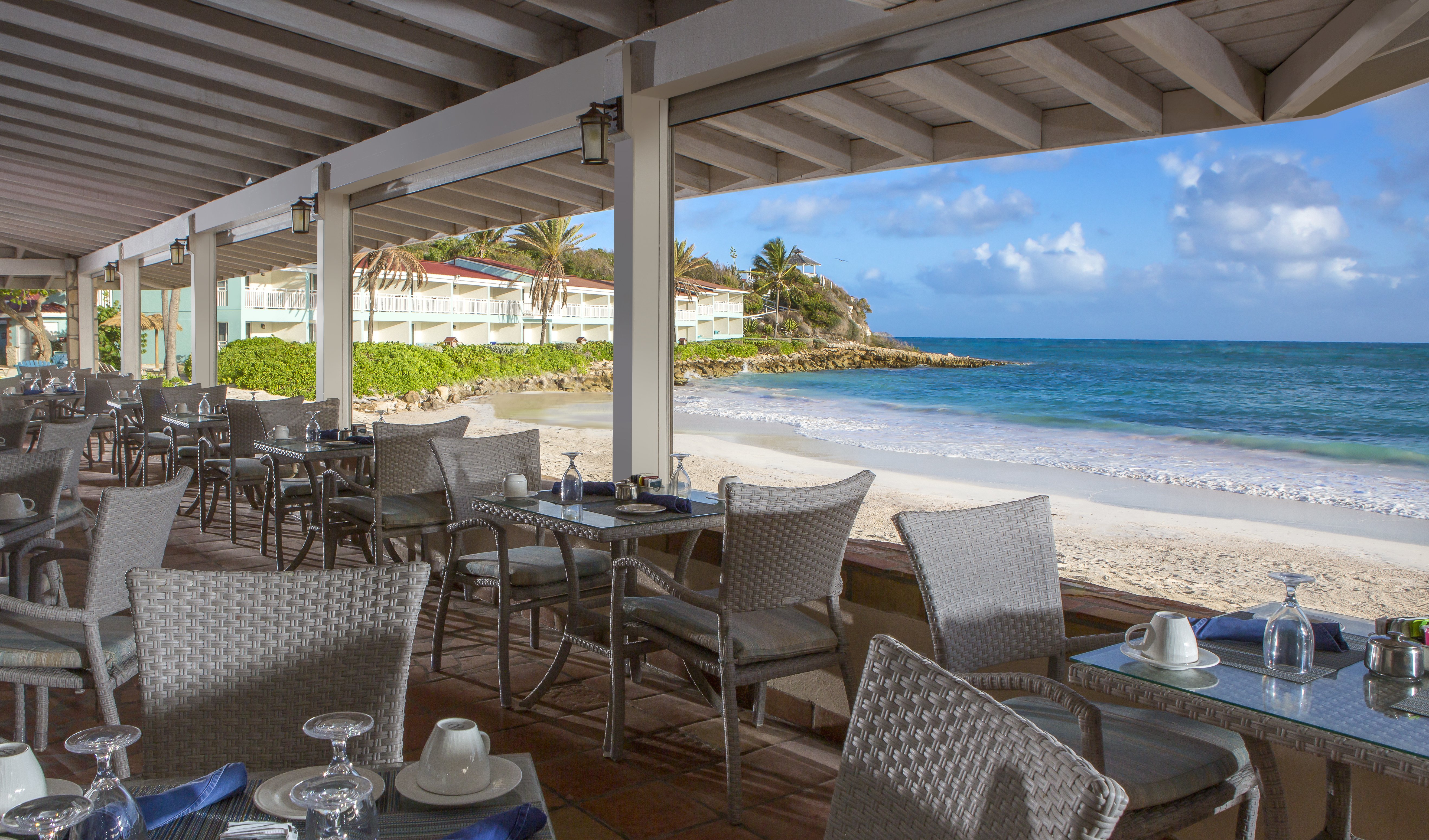 Pineapple Beach Club - Adults Only 30/40