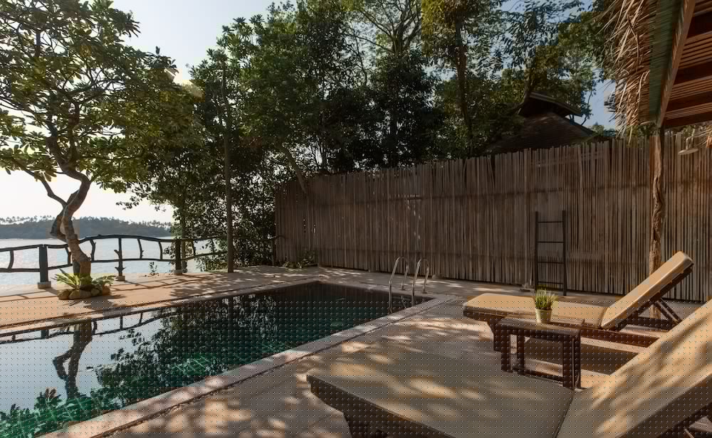 Captain Hook Resort Koh Kood 7/66