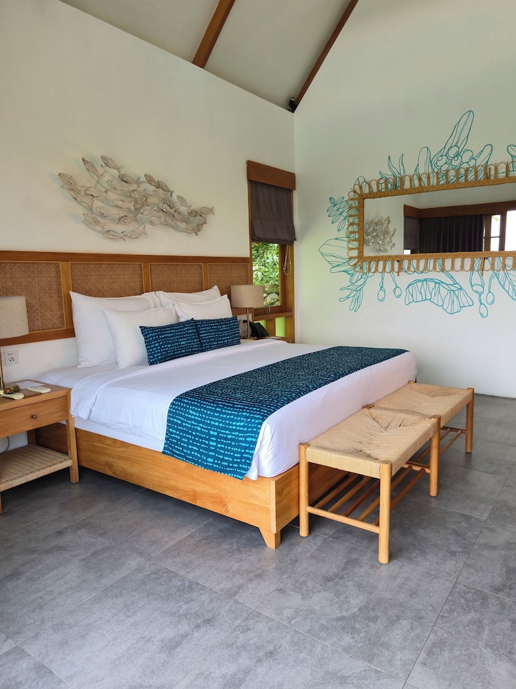 Deep Roots Dive & Yoga Resort 19/50