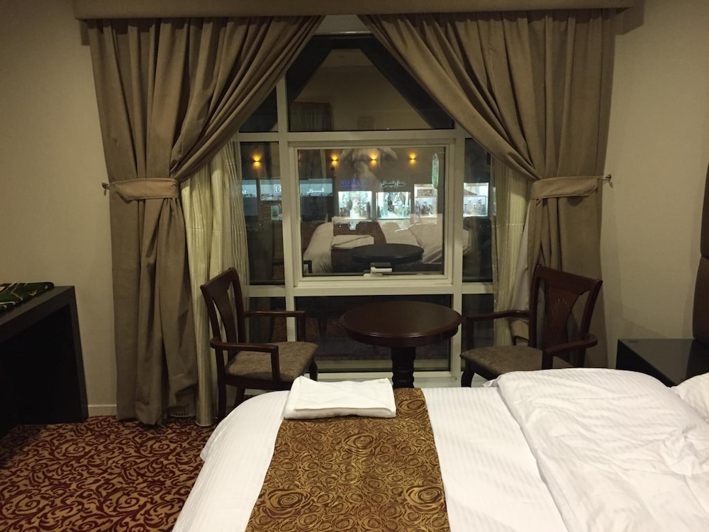 Ashbona Suites 14/41