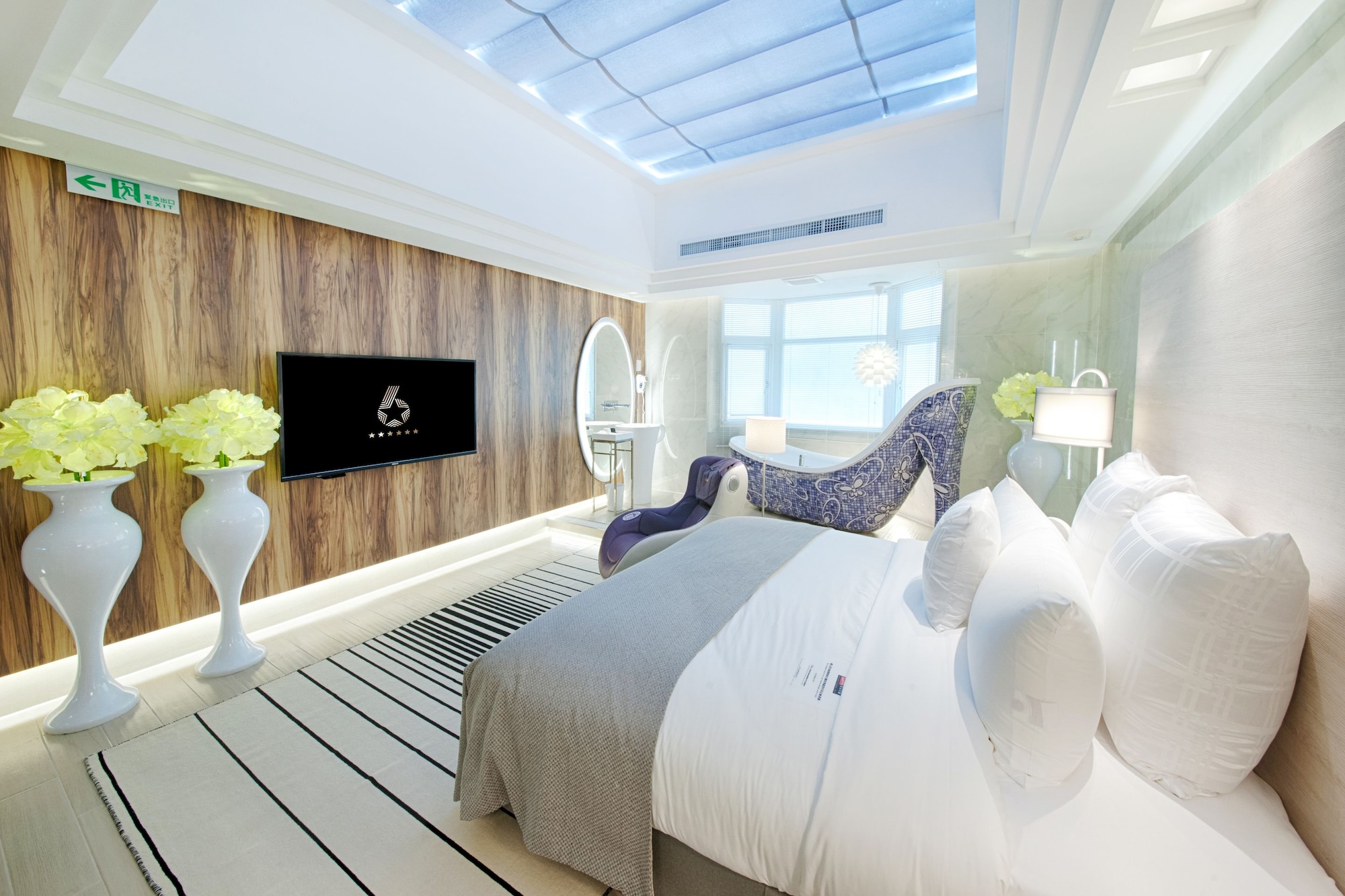 PREMIER, DOUBLE BED