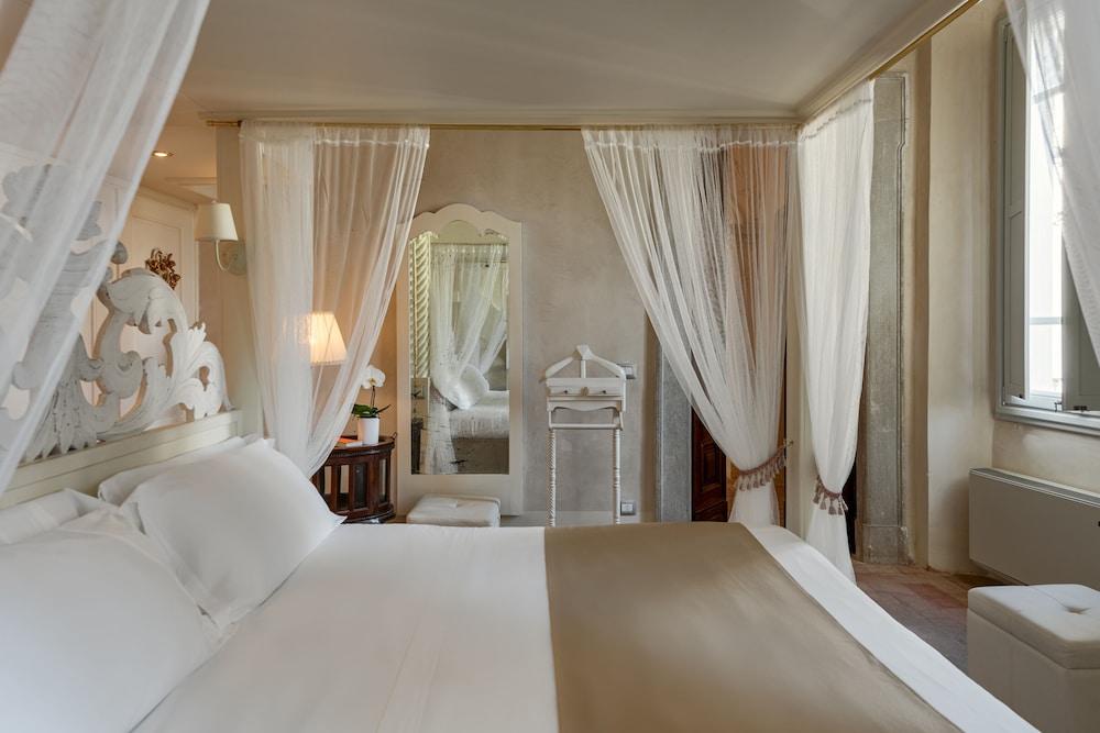 Hotel Palazzo Novello 38/64