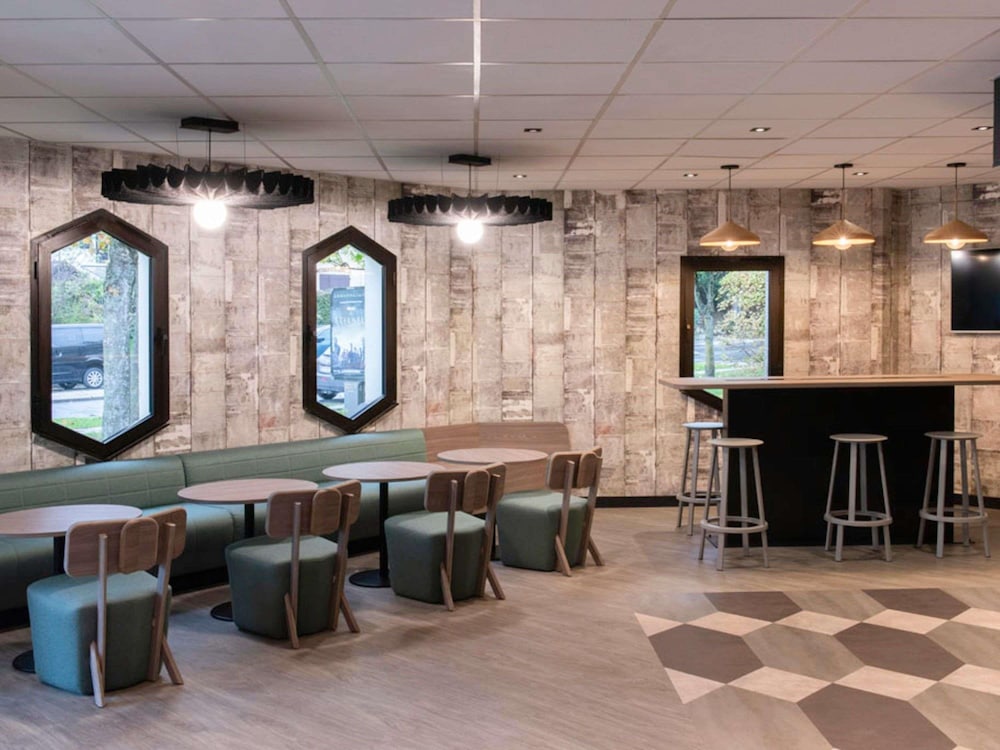 Ibis Cergy Pontoise Le Port 60/67