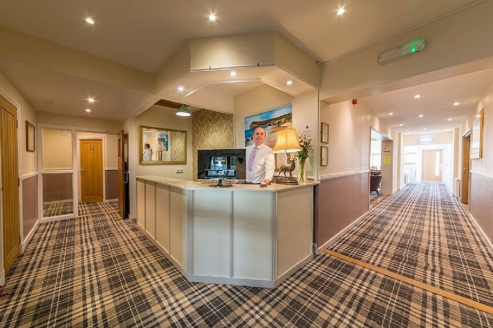 CASTLETOWN HOTEL 3/40