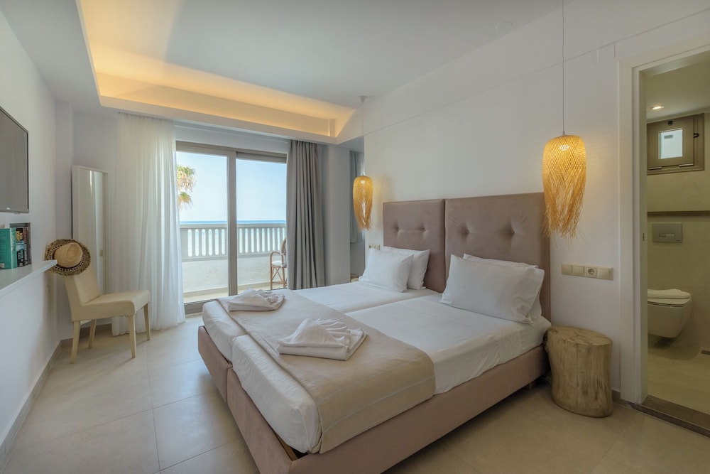 Soleil Rooms & Suites 8/42