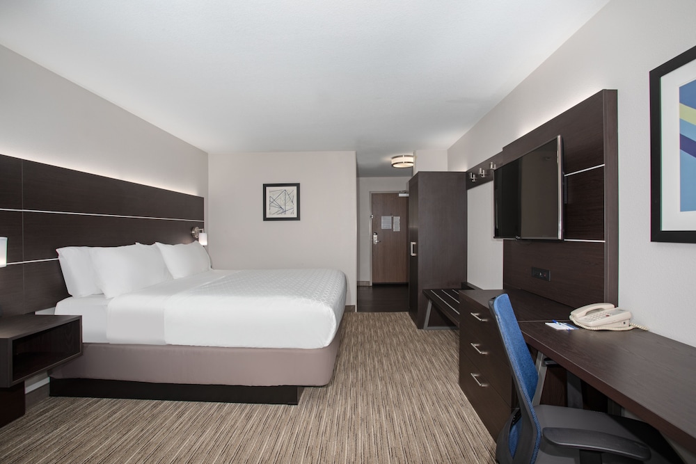 Holiday Inn Express Hotel Suites Longmont 17/49