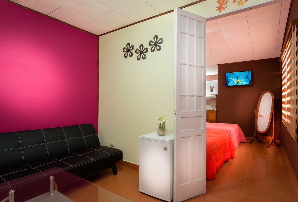 Hotel Casa Las Orquideas 55/72