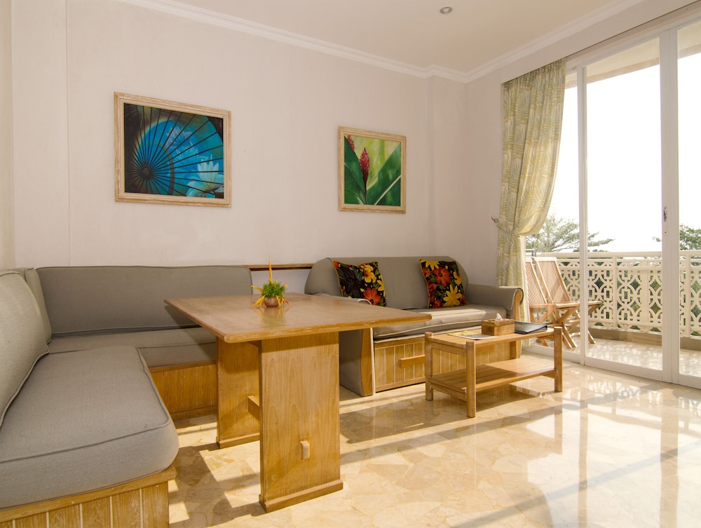 Hawaii Resort Family Suite 34/62