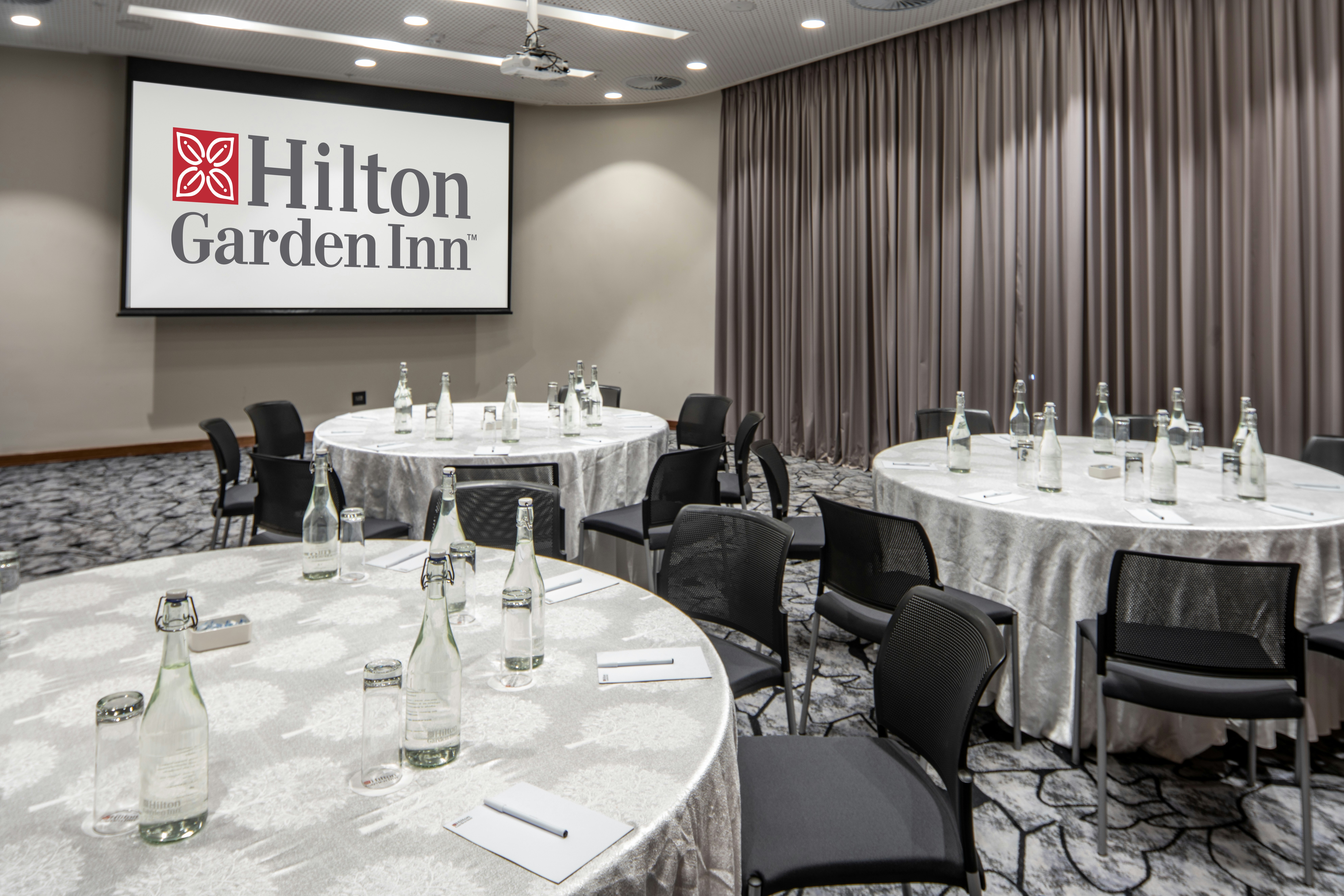 Hilton Garden Inn Mbabane Swaziland 45/49