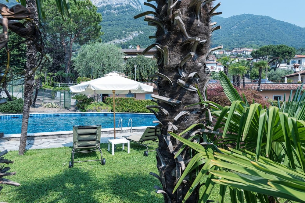 Albergo Villa Edy 38/50