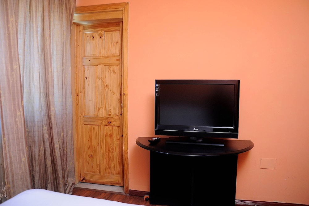 Dimitri Hotel 37/46