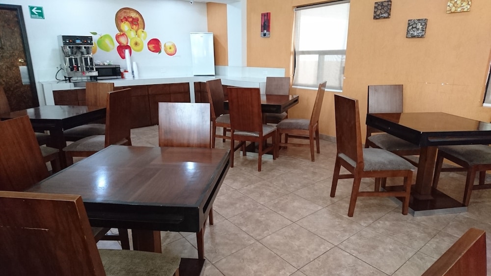 Comfort Inn Chihuahua, CHH 15/27