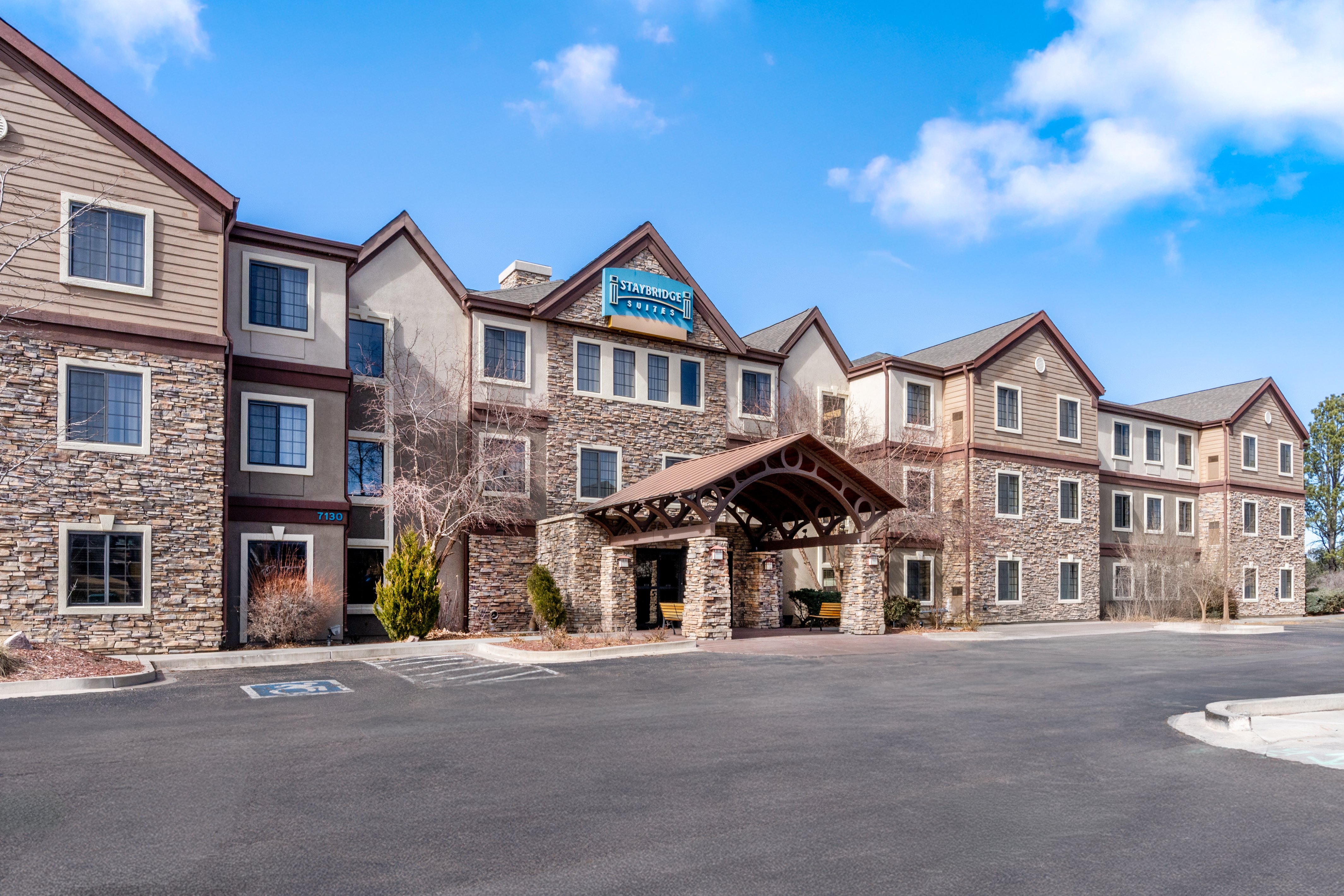 Staybridge Suites Co Springs Air Force Academy 55/60