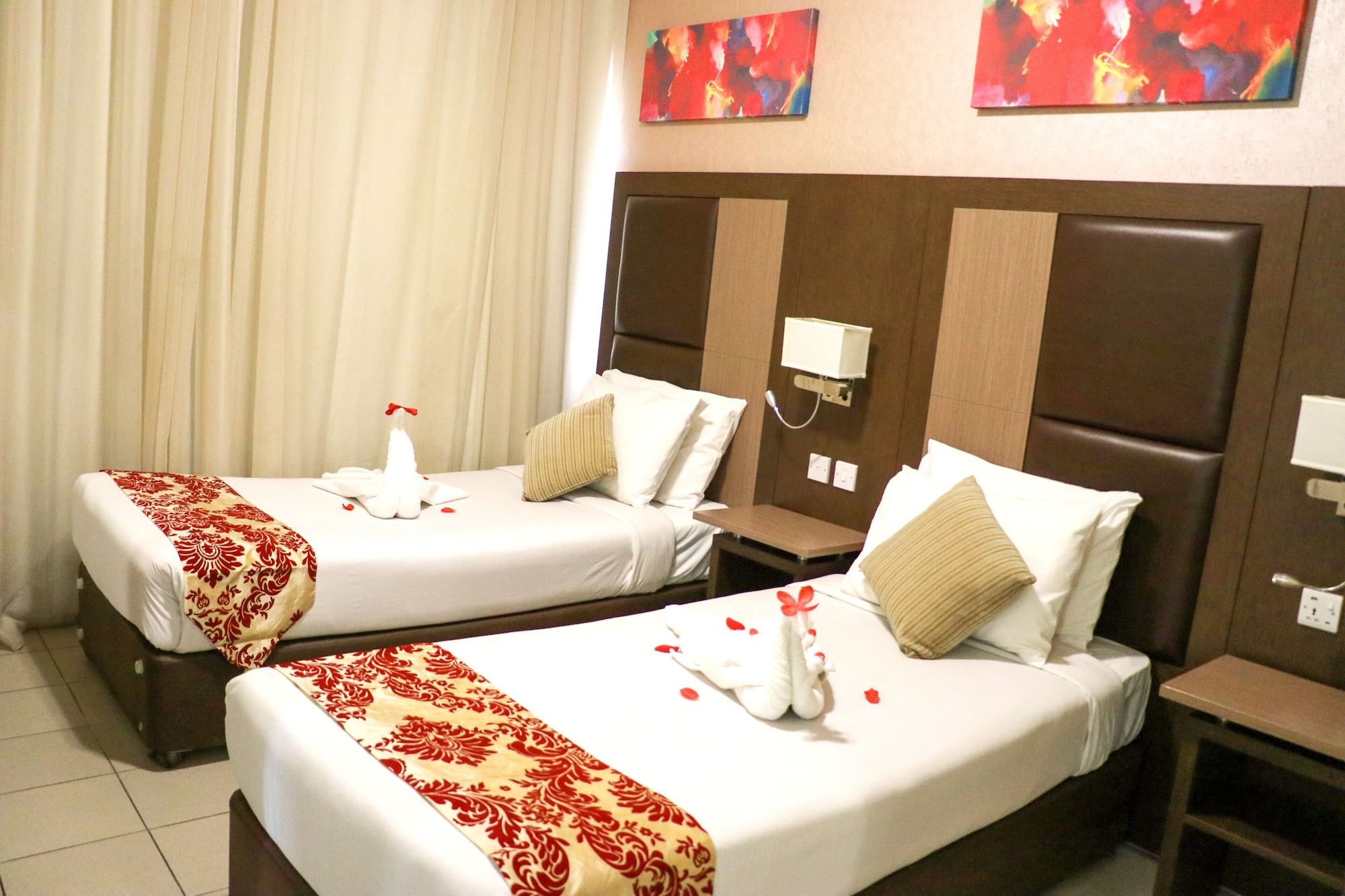 ONE BEDROOM SUITE