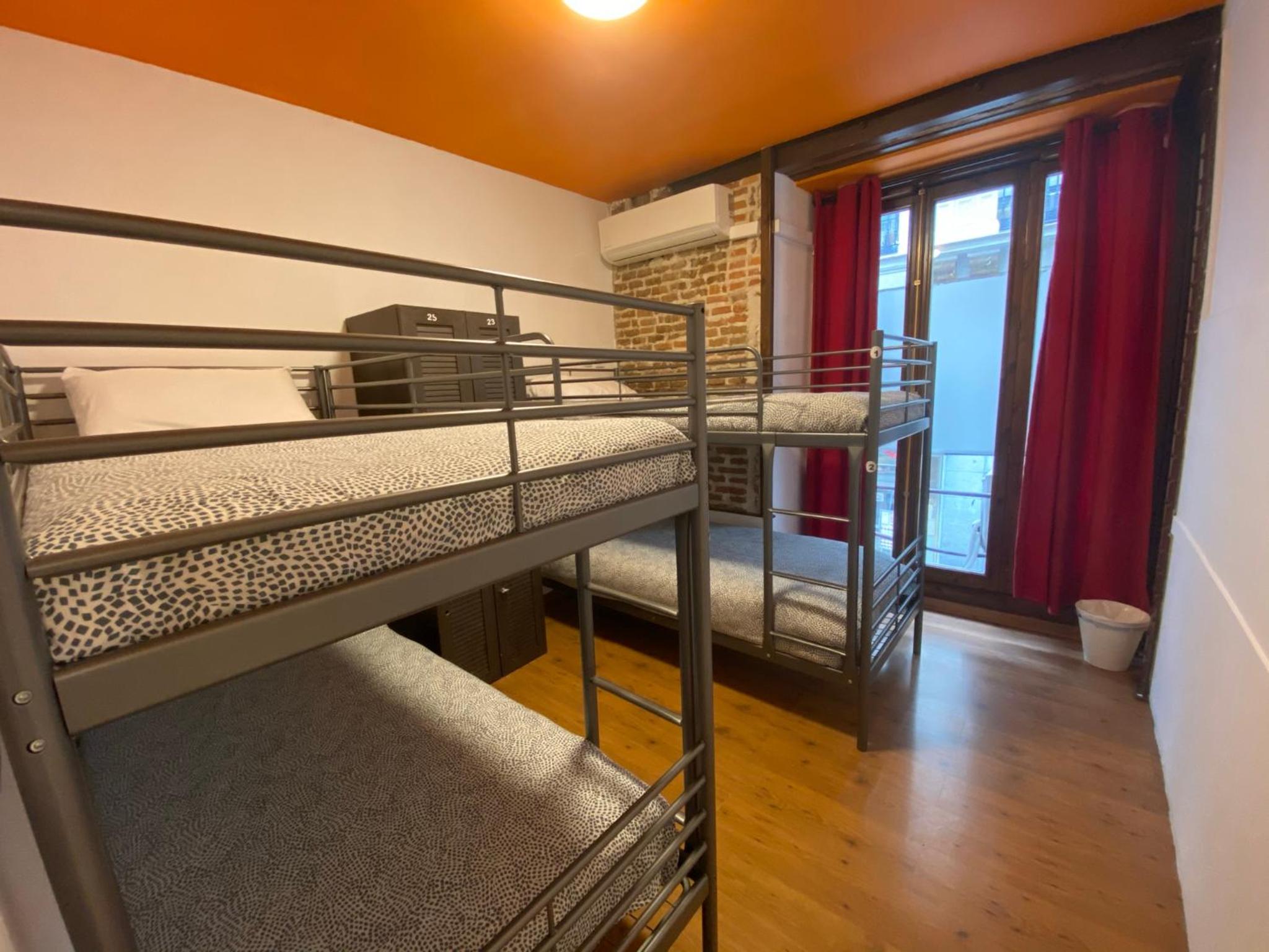 Female Dorm, Female Only, 16 Beds