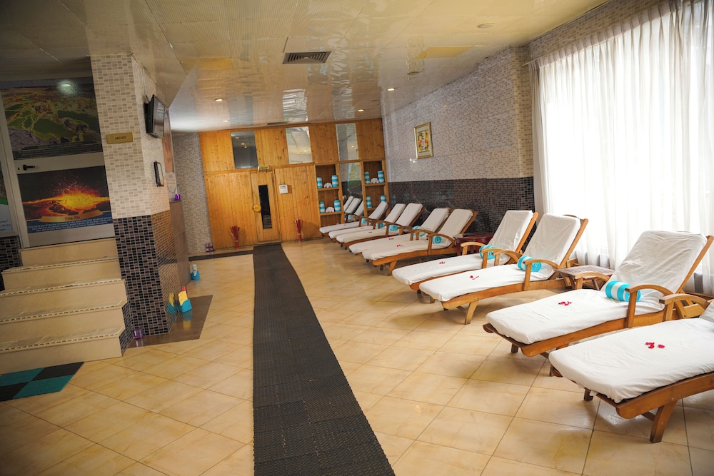 Inter Luxury Hotel 39/75