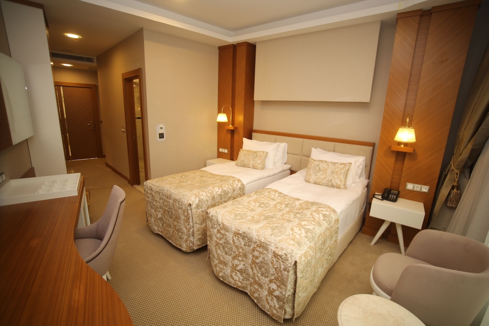Vivaldi Park Hotel 12/66