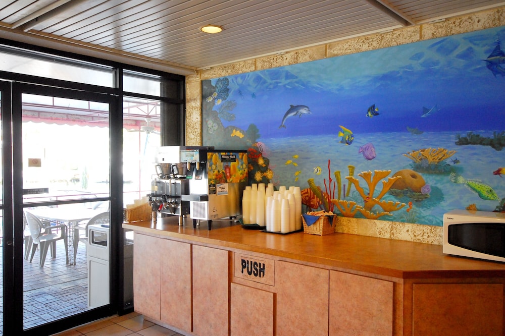 Marina Del Mar resort and Marina 31/59