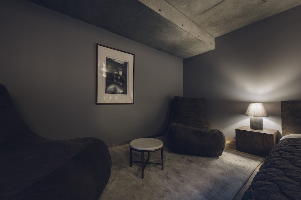 Node Hotel 40/50