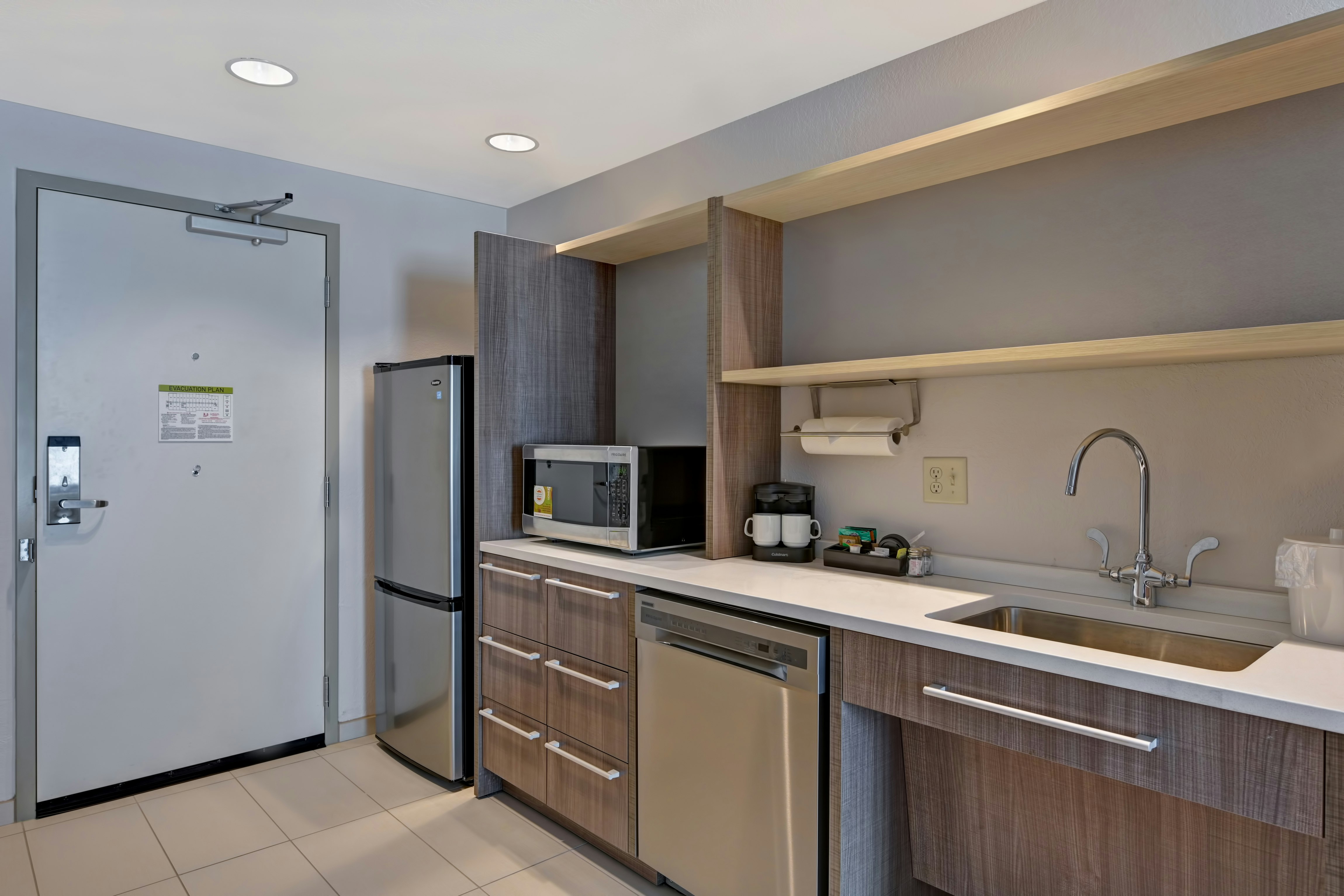 استوديو بسرير كينج لذوي الإعاقة، Home2 Suites by Hilton West Palm Beach Airport 4/6