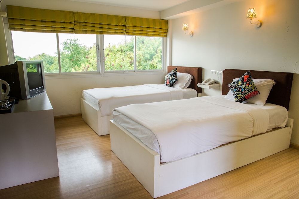 Lantana Pattaya Hotel And Resort 13/76
