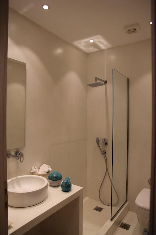 Porto Vecchio Spetses Luxury Suites 38/43