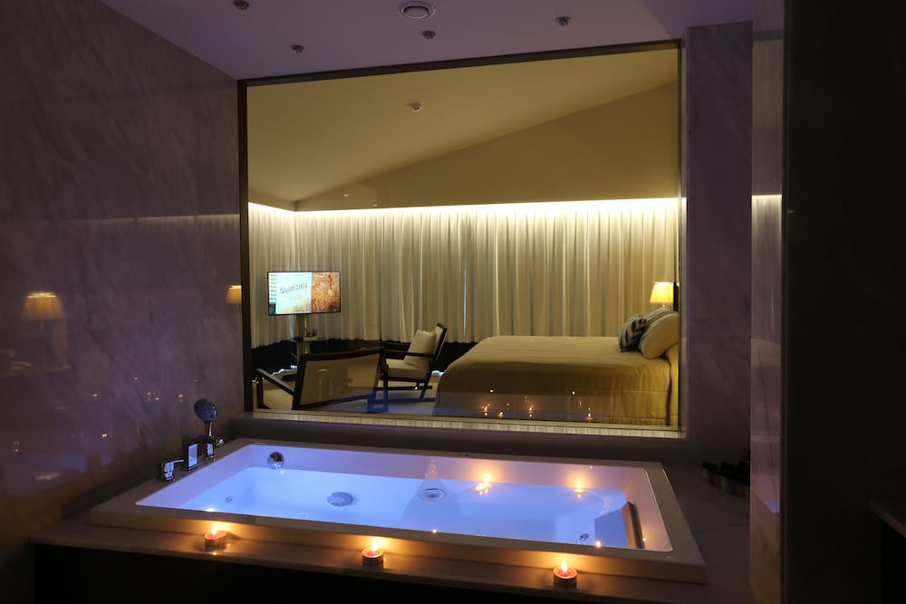 Charisma de Luxe Hotel 23/50