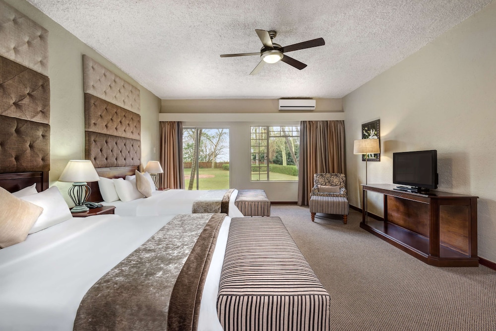 STANDARD, DOUBLE OR TWIN BED