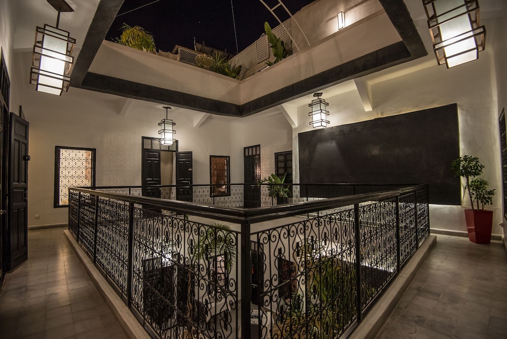 Riad Villa Wengé 2/50