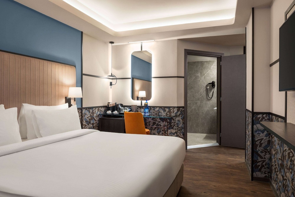 Zeus Essence Athens Central, Trademark Collection by Wyndham 21/63