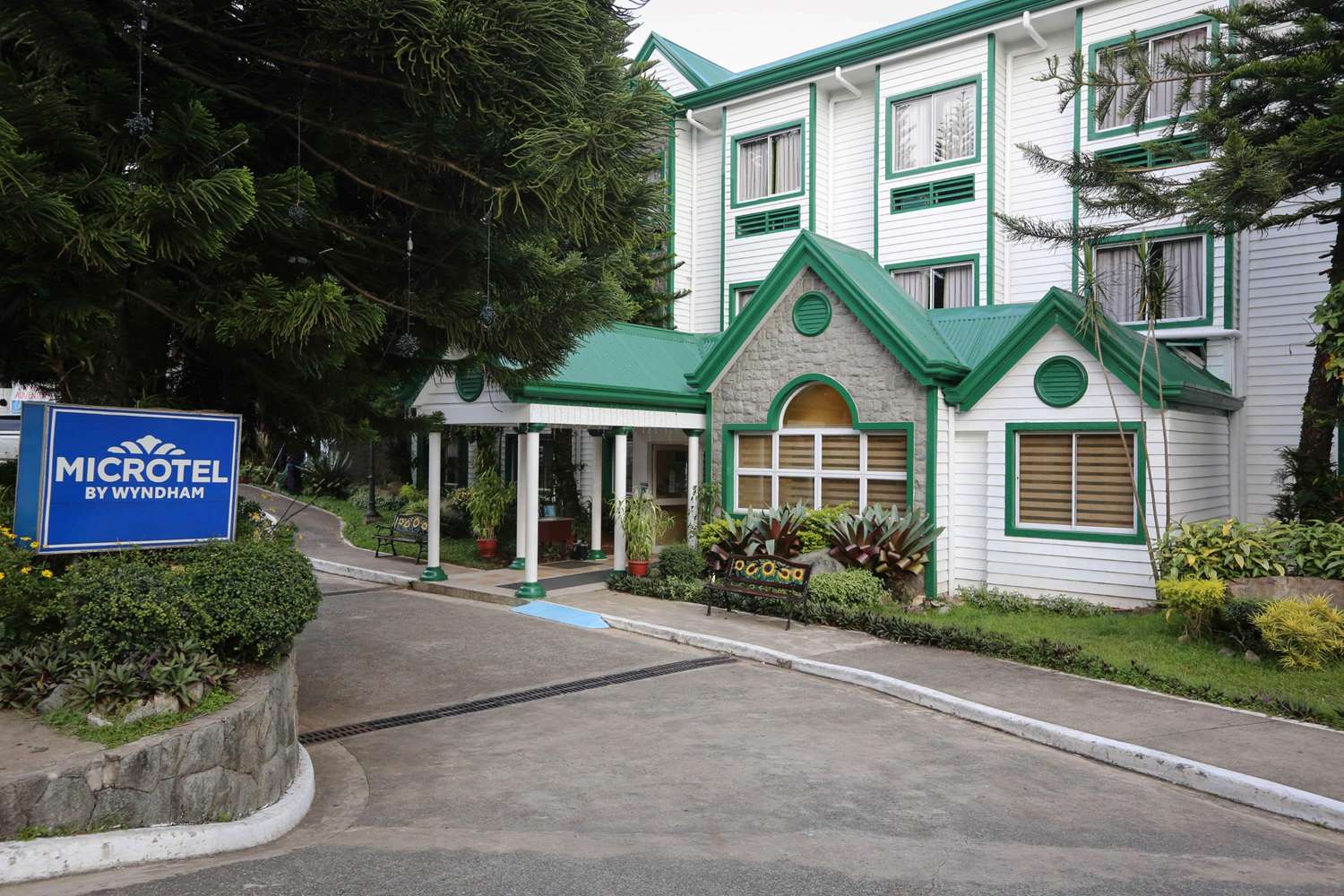 Microtel By Wyndham Baguio 5/26