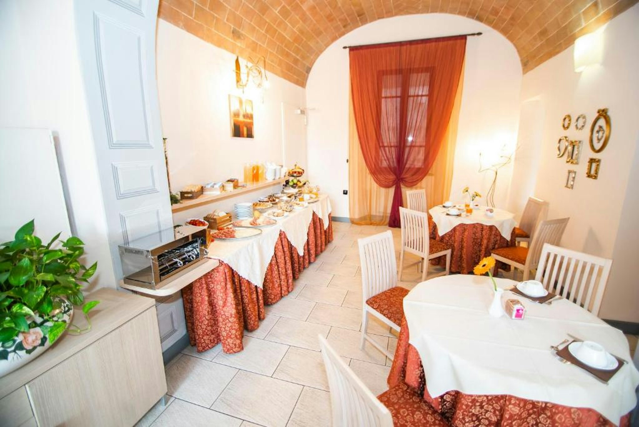 Hotel La Colonna 45/60