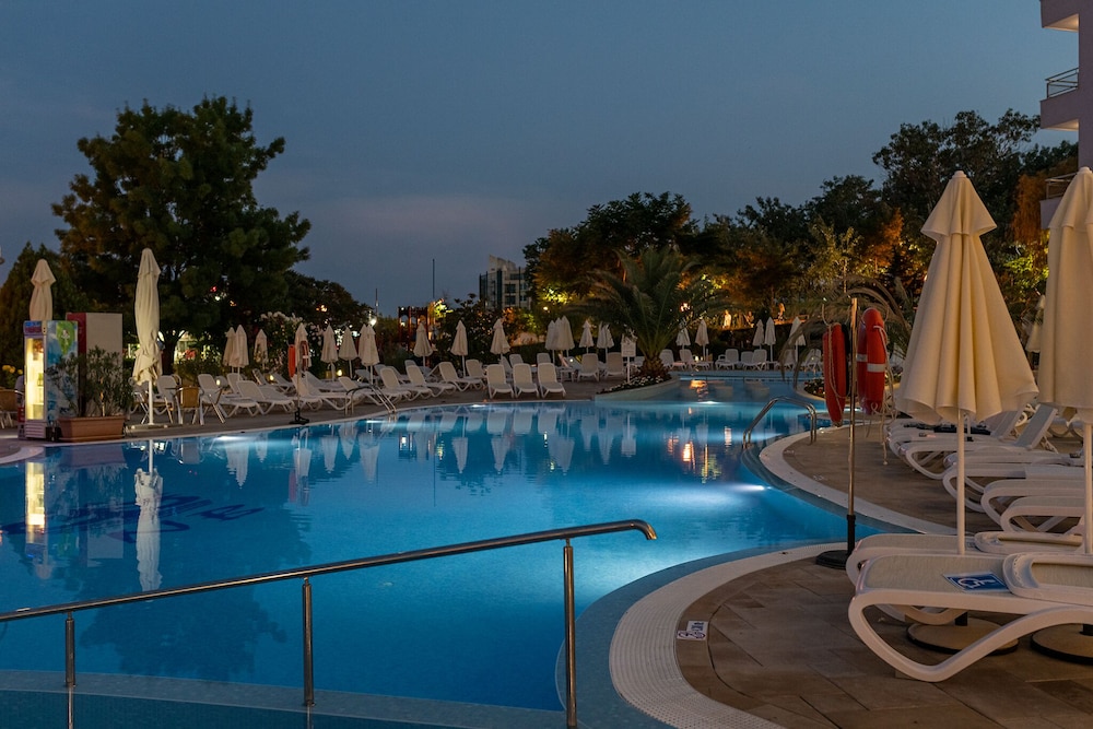 Hotel Sentido Neptun Beach 48/50