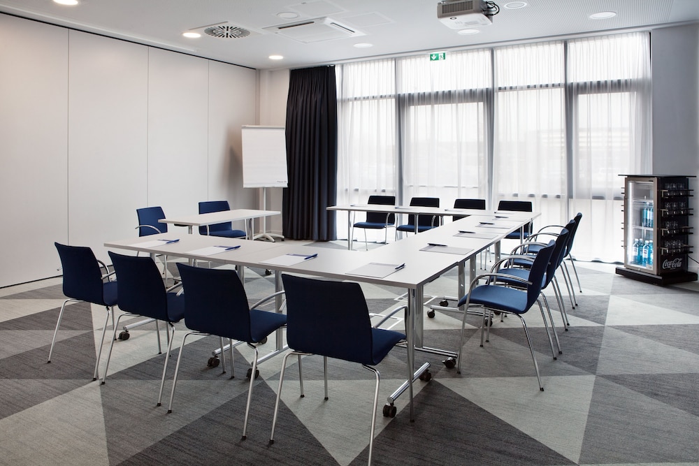 Holiday Inn Express Sindelfingen 47/63