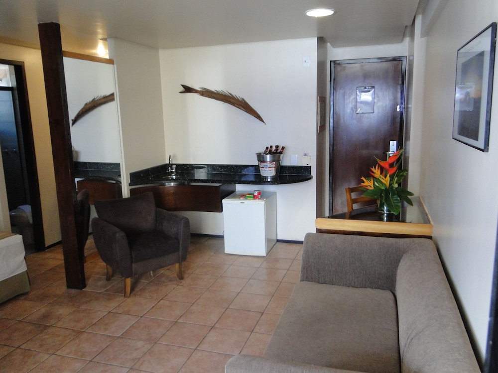 Plaza Praia Suites 15/75