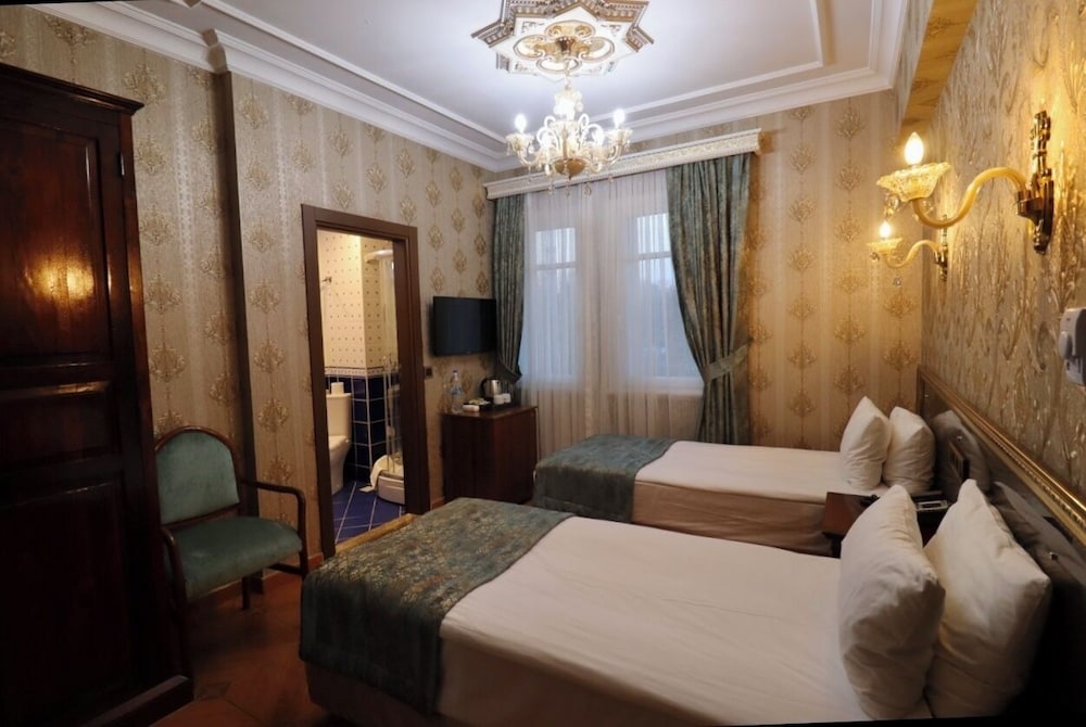 Blue House Hotel 27/78