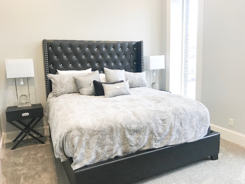 Opera, Suite, King Bed