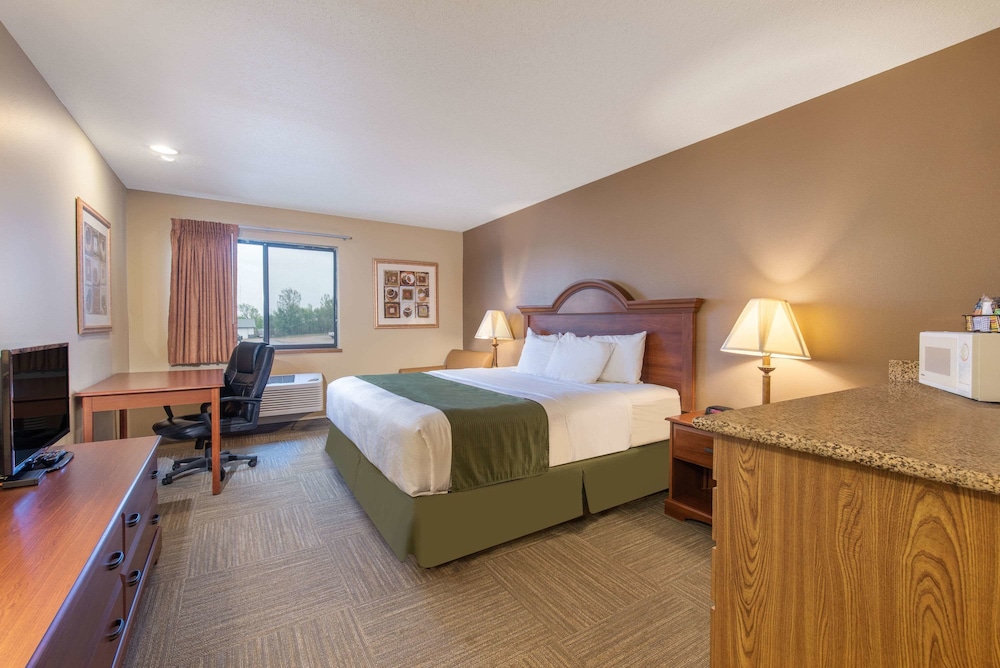 Days Inn by Wyndham Mitchell SD 11/36
