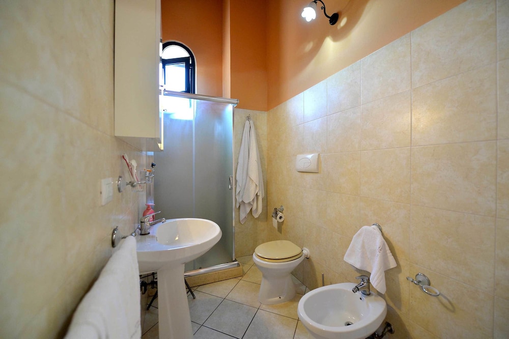 AGRITURISMO SANTA CHIARA 47/50