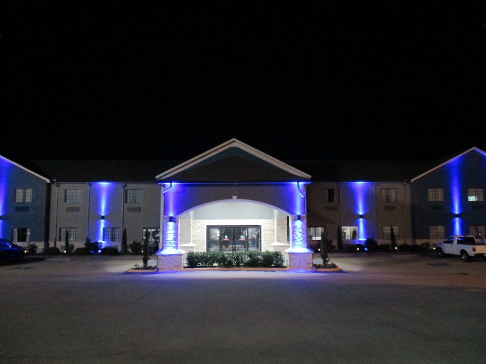 Best Western Atoka Inn And Suites 4/38