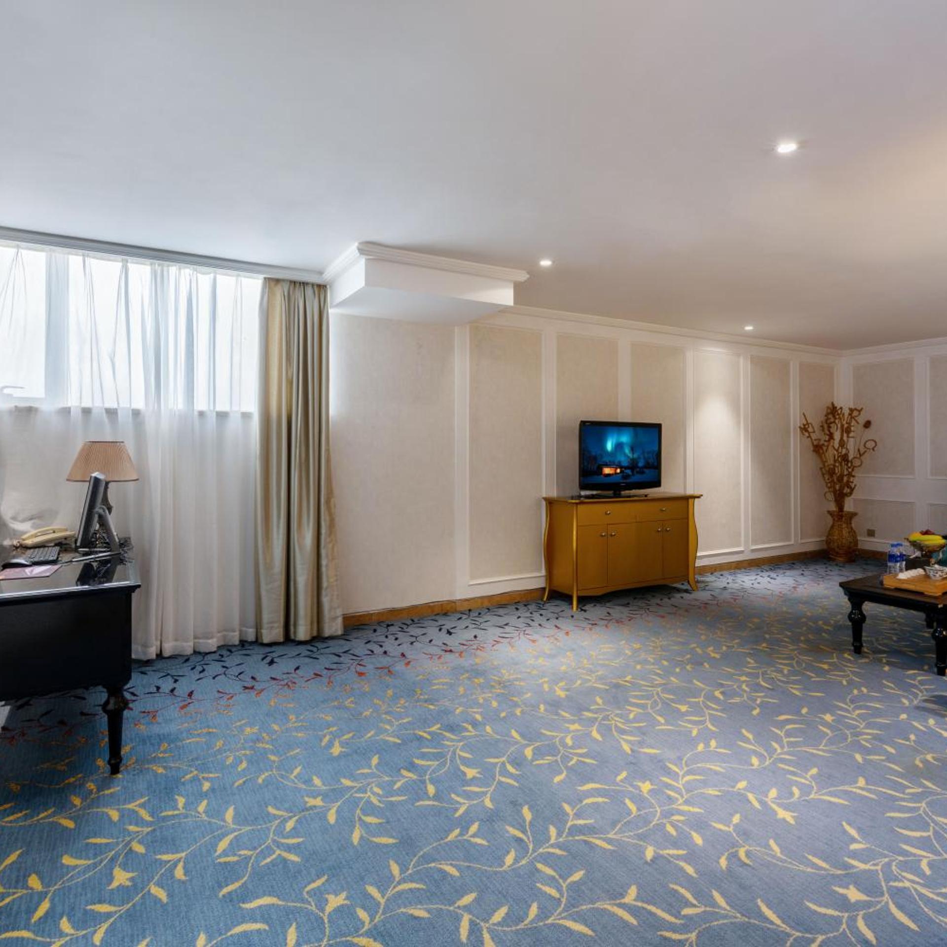 Yinquan Hotel 25/46
