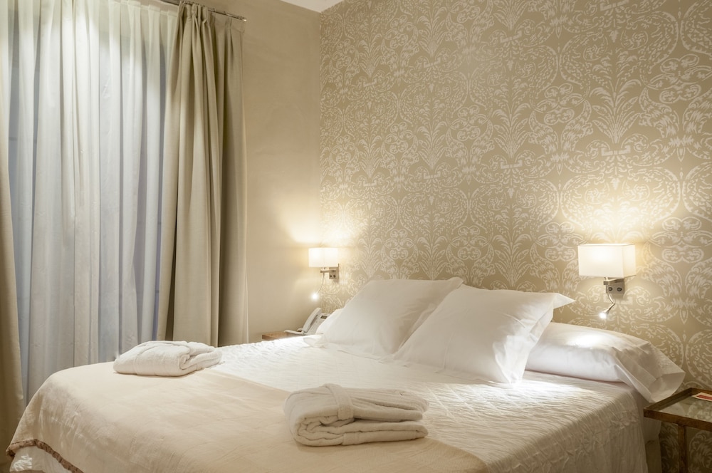 Suites Murillo Segovias 45/82