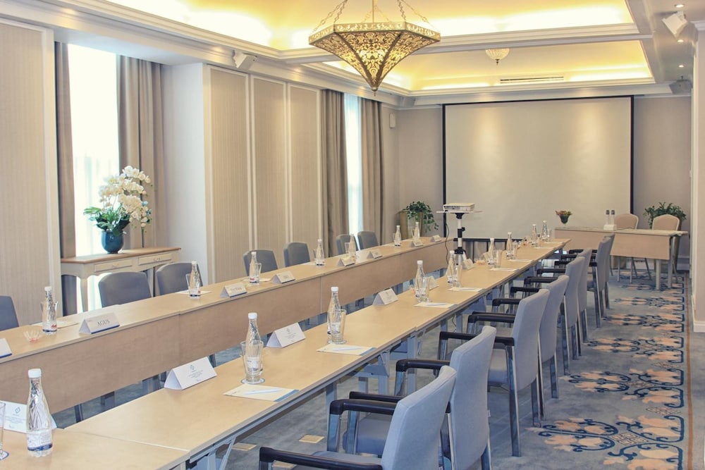 Noor Hotel 52/58
