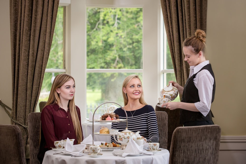 Lough Eske Castle 59/77