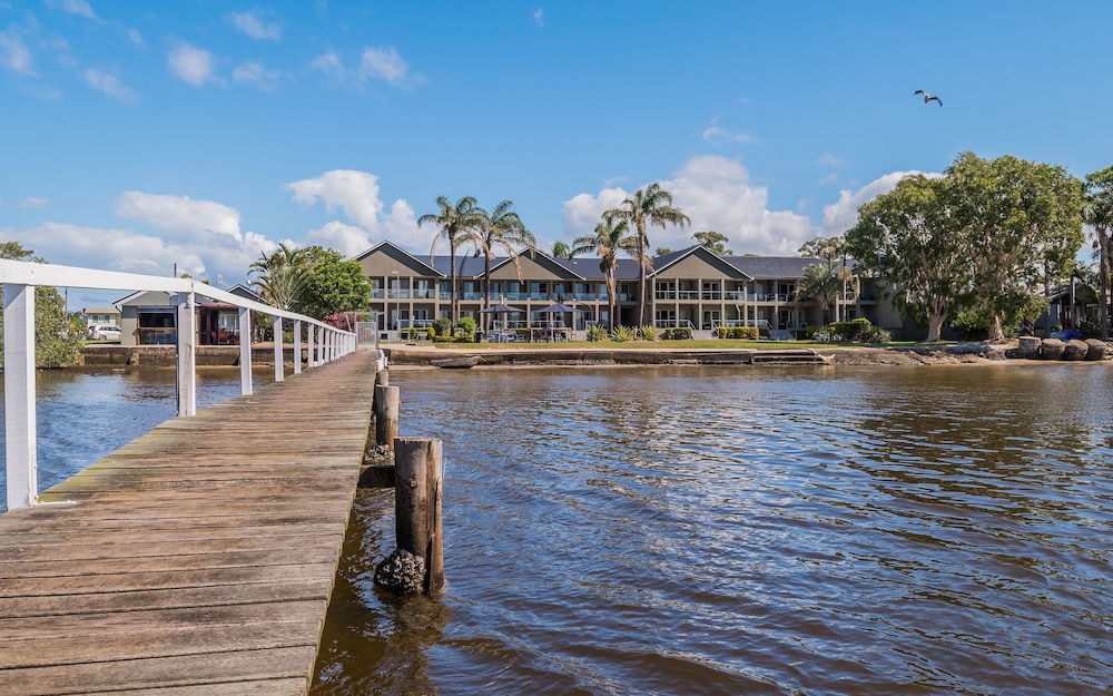 Moby Dick Waterfront Resort Motel 62/67