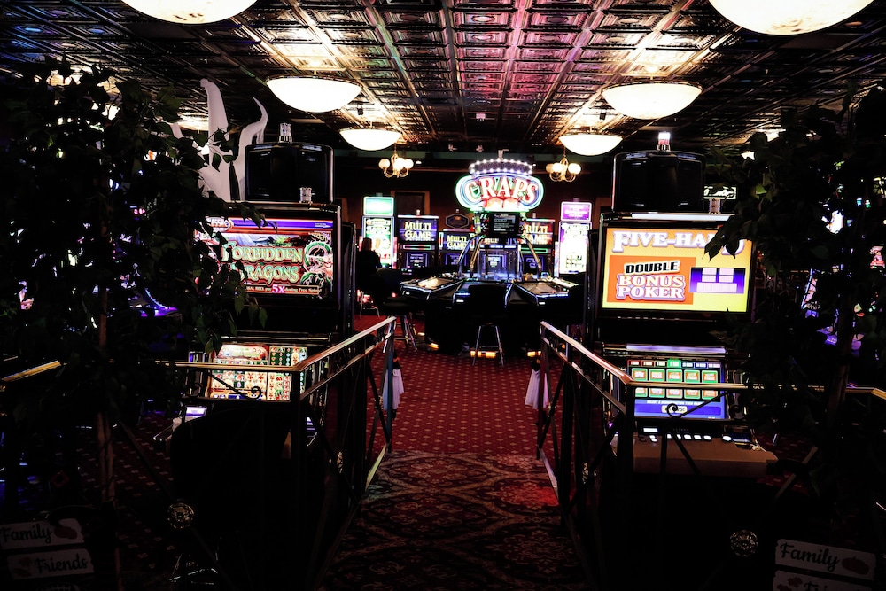 Mizpah Hotel 33/38