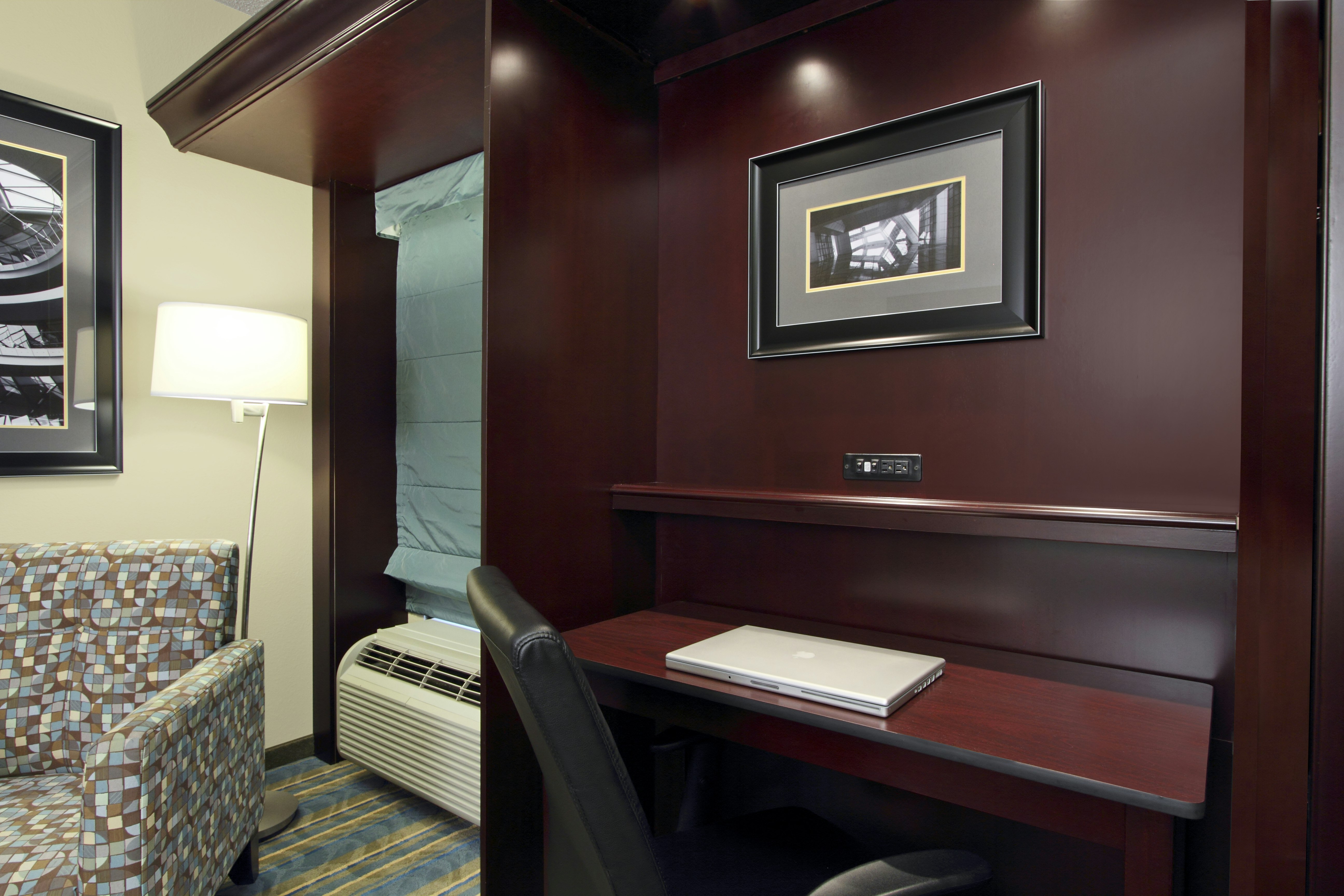 Hampton Inn Hagerstown 72/80