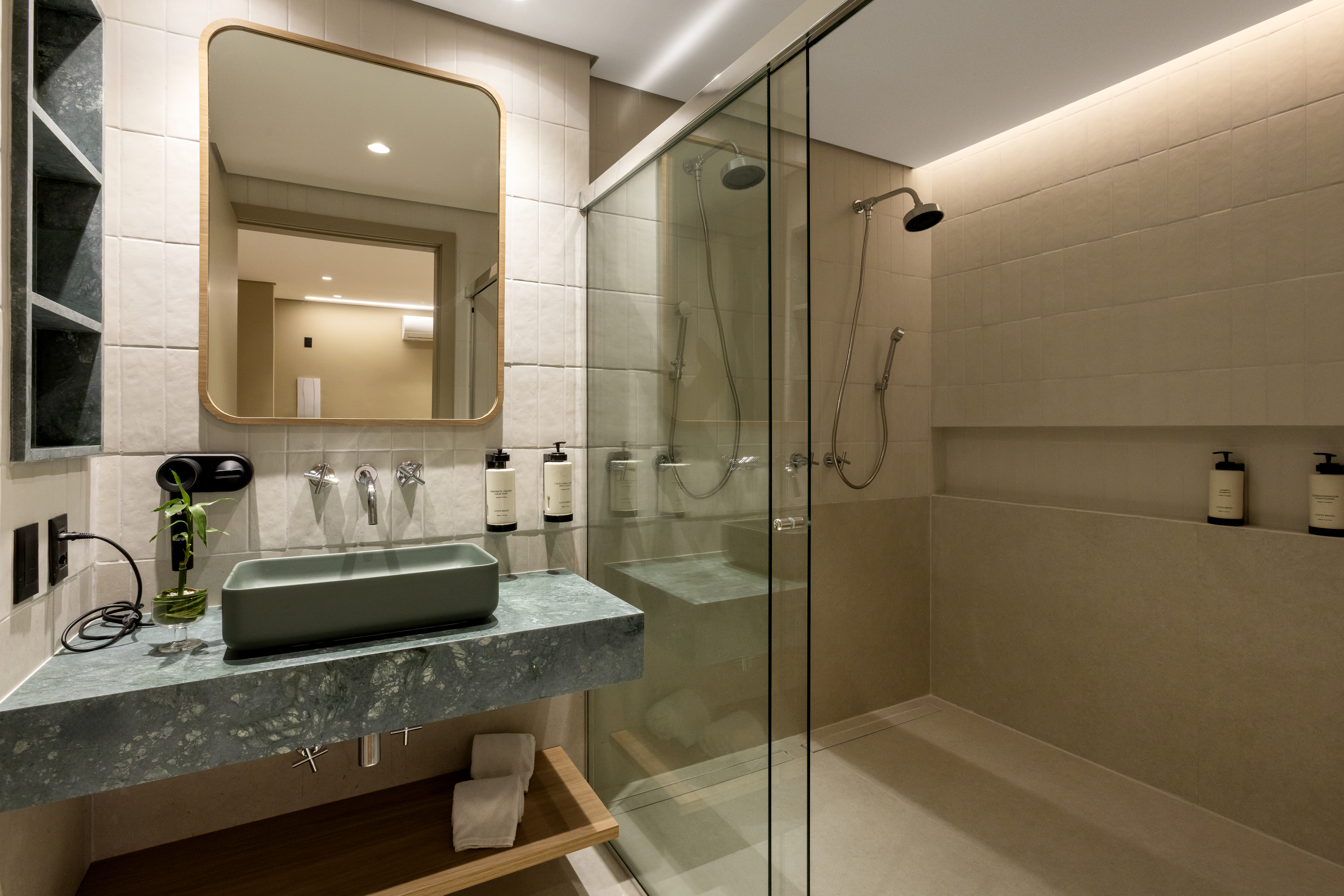 جناح بريميوم بسرير كينج، Intercity Faria Lima Address 7/8