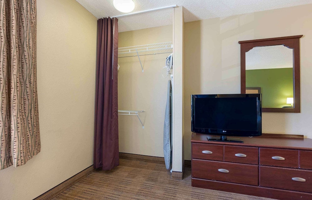 Extended Stay America Reno - South Meadows 50/59