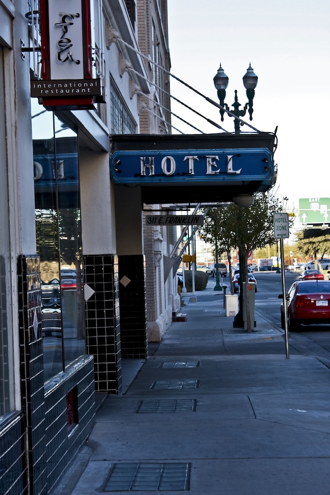 Gardner Hotel & Hostel 41/49